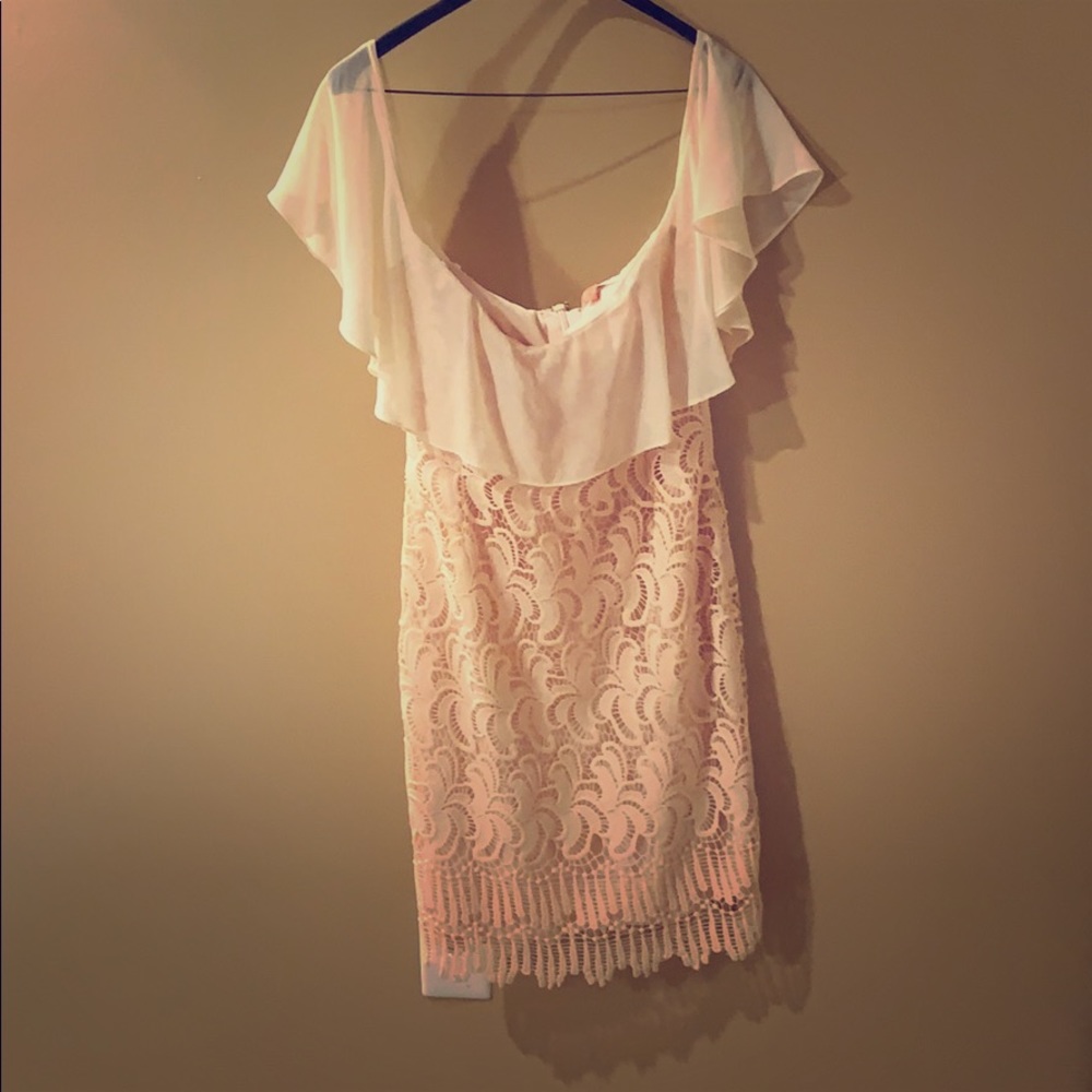 Women’s lace dress